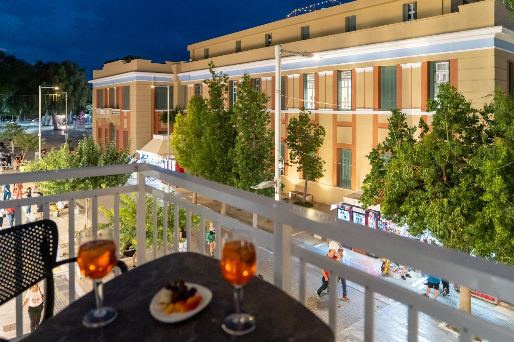 Luxury Suite In Downtown Heraklion  Екстер'єр фото