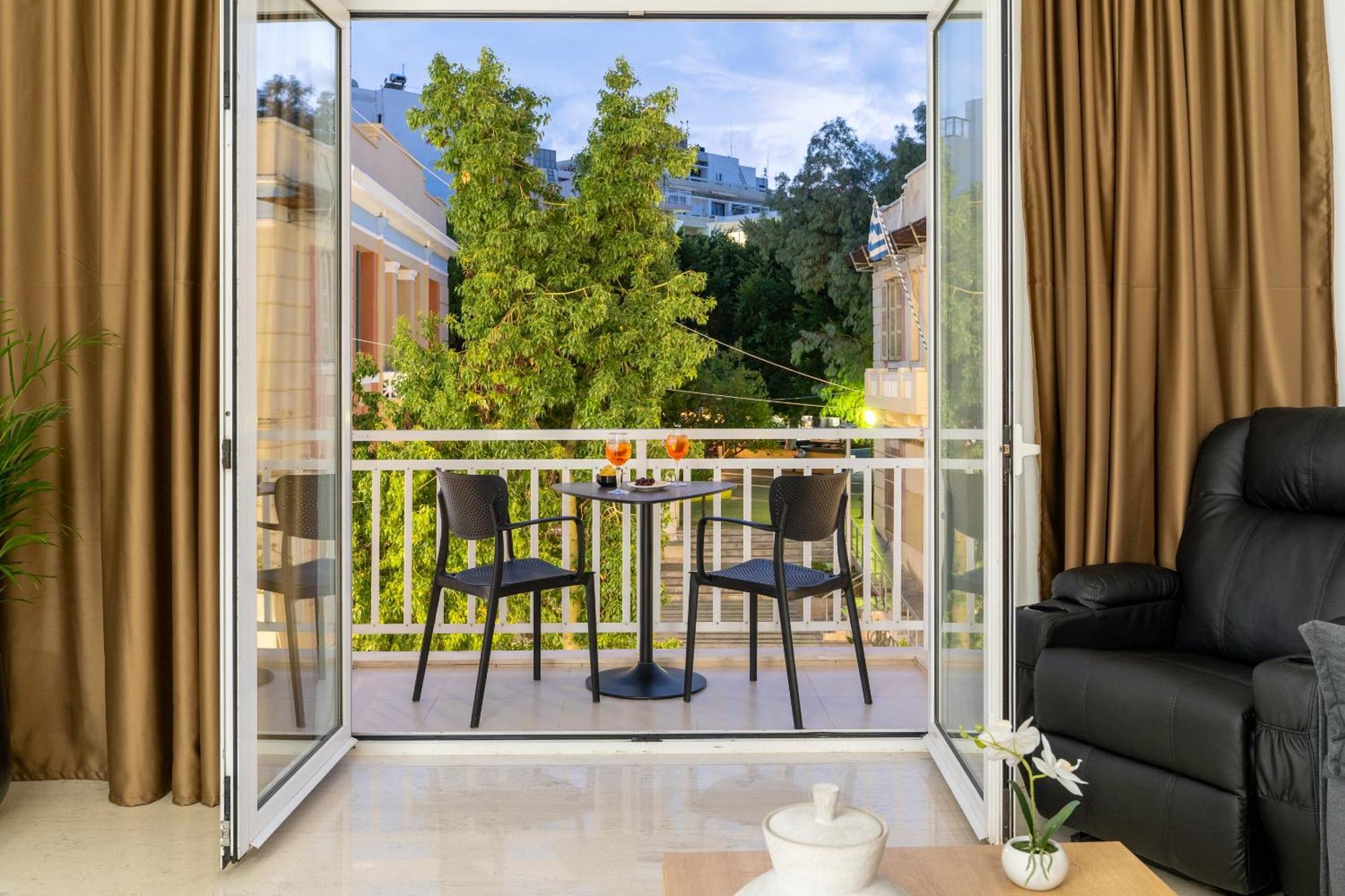 Luxury Suite In Downtown Heraklion  Екстер'єр фото